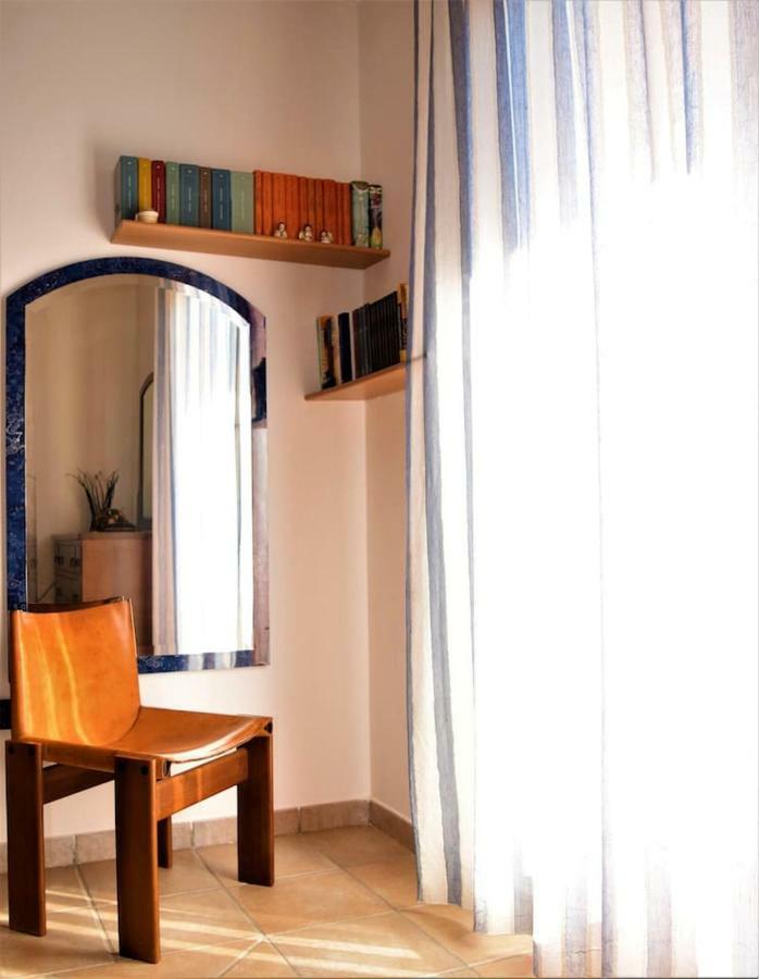 La Casa Del Viaggiatore Codrongianos Luaran gambar