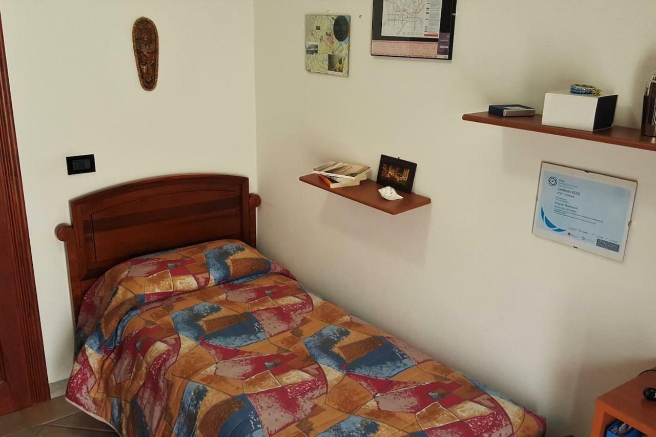 La Casa Del Viaggiatore Codrongianos Luaran gambar