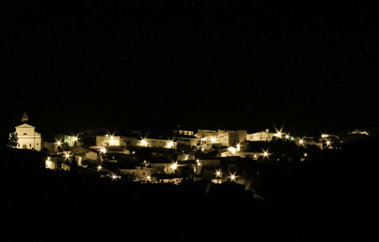 La Casa Del Viaggiatore Codrongianos Luaran gambar